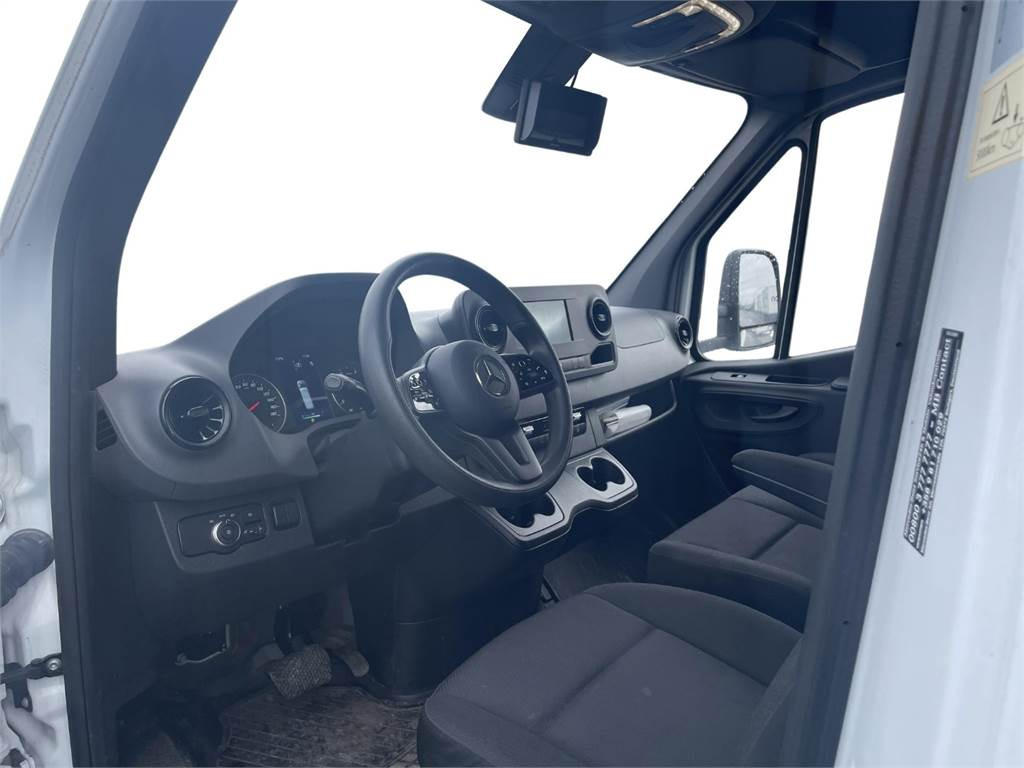 Panel van Mercedes-Benz SPRINTER: picture 11