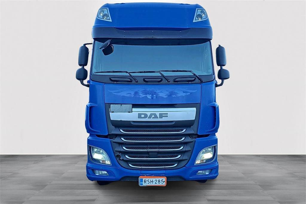 DAF XF 510 - Tractor unit: picture 2 DAF XF 510 - Tractor unit: picture 2