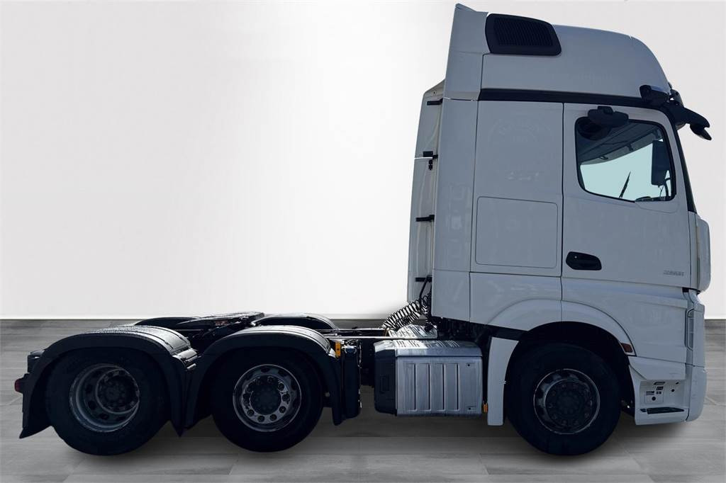 Mercedes-Benz ACTROS 2551LS 6x2/4 Väliteli - Tractor unit: picture 5 Mercedes-Benz ACTROS 2551LS 6x2/4 Väliteli - Tractor unit: picture 5