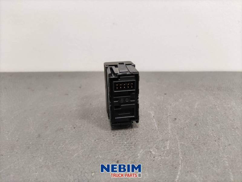 Volvo Volvo - 22088608 - Schakelaar differentieel slot FH4 / FM4 - Spare parts for Truck: picture 2 Volvo Volvo - 22088608 - Schakelaar differentieel slot FH4 / FM4 - Spare parts for Truck: picture 2