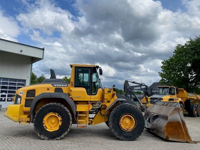 Volvo L 120 H MIETE / RENTAL (12001931) - Wheel loader: picture 5 Volvo L 120 H MIETE / RENTAL (12001931) - Wheel loader: picture 5