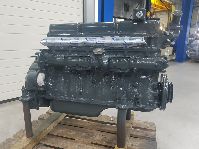 Mitsubishi 6D14 LONG-BLOCK - Construction machinery: picture 1 Mitsubishi 6D14 LONG-BLOCK - Construction machinery: picture 1