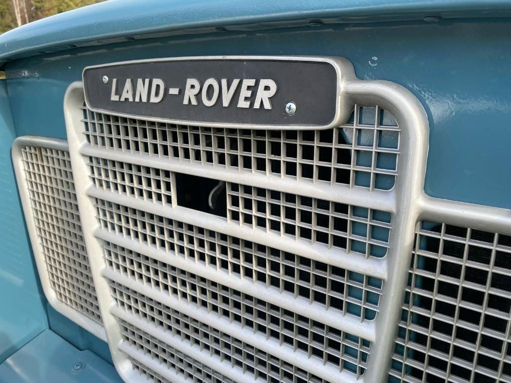 Car Land Rover Regular Station Wagon: picture 9