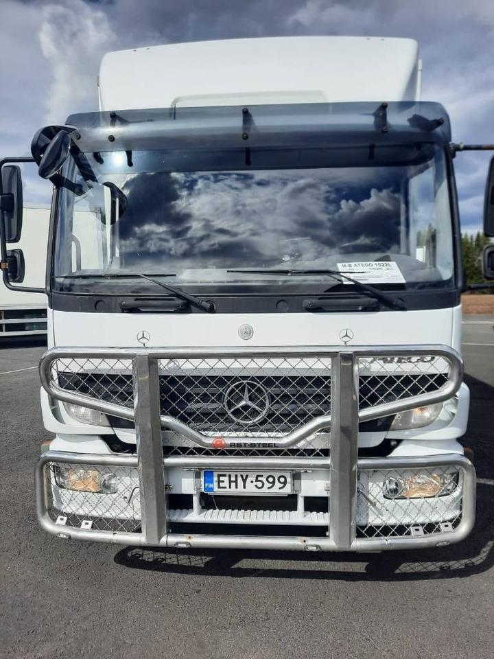 Mercedes-Benz Atego 1022 - Box truck: picture 3 Mercedes-Benz Atego 1022 - Box truck: picture 3