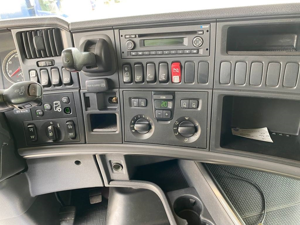 Tractor unit Scania R 560: picture 21