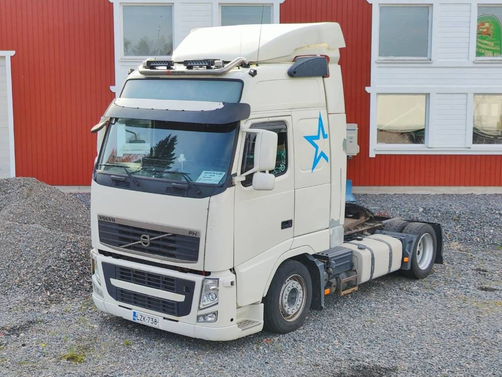 Volvo FH 13 - Tractor unit: picture 1 Volvo FH 13 - Tractor unit: picture 1