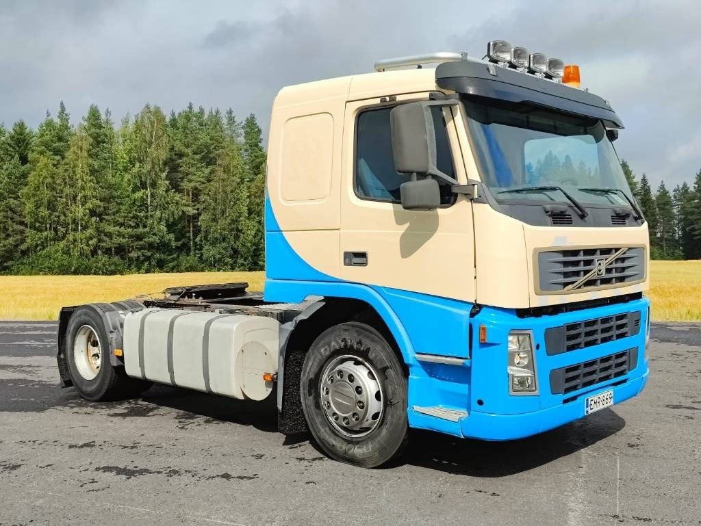 Volvo FM 9 - Tractor unit: picture 2 Volvo FM 9 - Tractor unit: picture 2