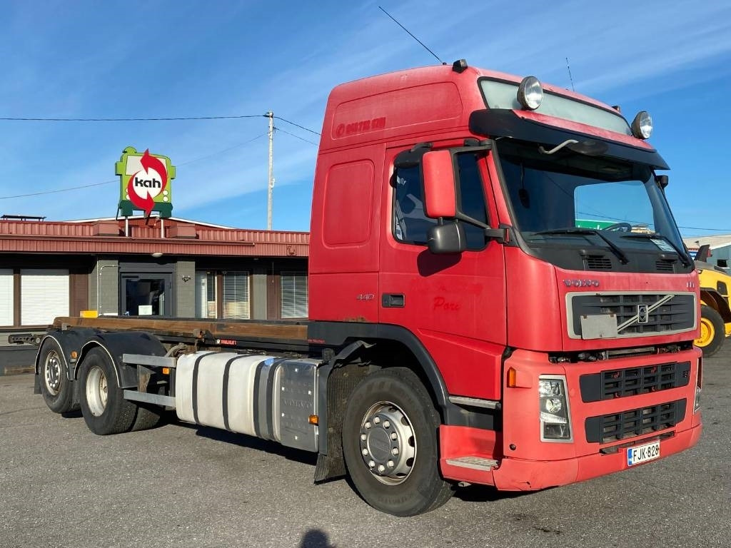 Volvo FM 13 440 - Container transporter/ Swap body truck: picture 2 Volvo FM 13 440 - Container transporter/ Swap body truck: picture 2