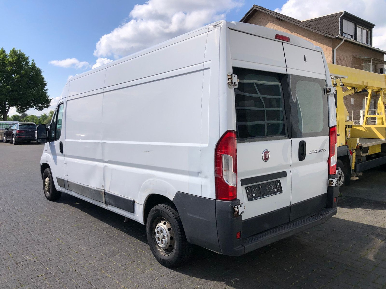 Fiat Ducato 2,3 JTD, 35 130 L4H2 RS: 4035 mm - Panel van: picture 2 Fiat Ducato 2,3 JTD, 35 130 L4H2 RS: 4035 mm - Panel van: picture 2