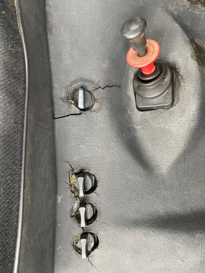 Curtain side van MAN 8.136 4X4: picture 22 Curtain side van MAN 8.136 4X4: picture 22