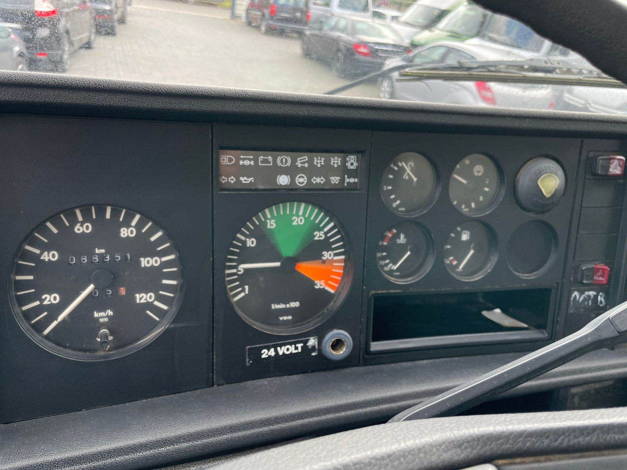 Curtain side van MAN 8.136 4X4: picture 23 Curtain side van MAN 8.136 4X4: picture 23