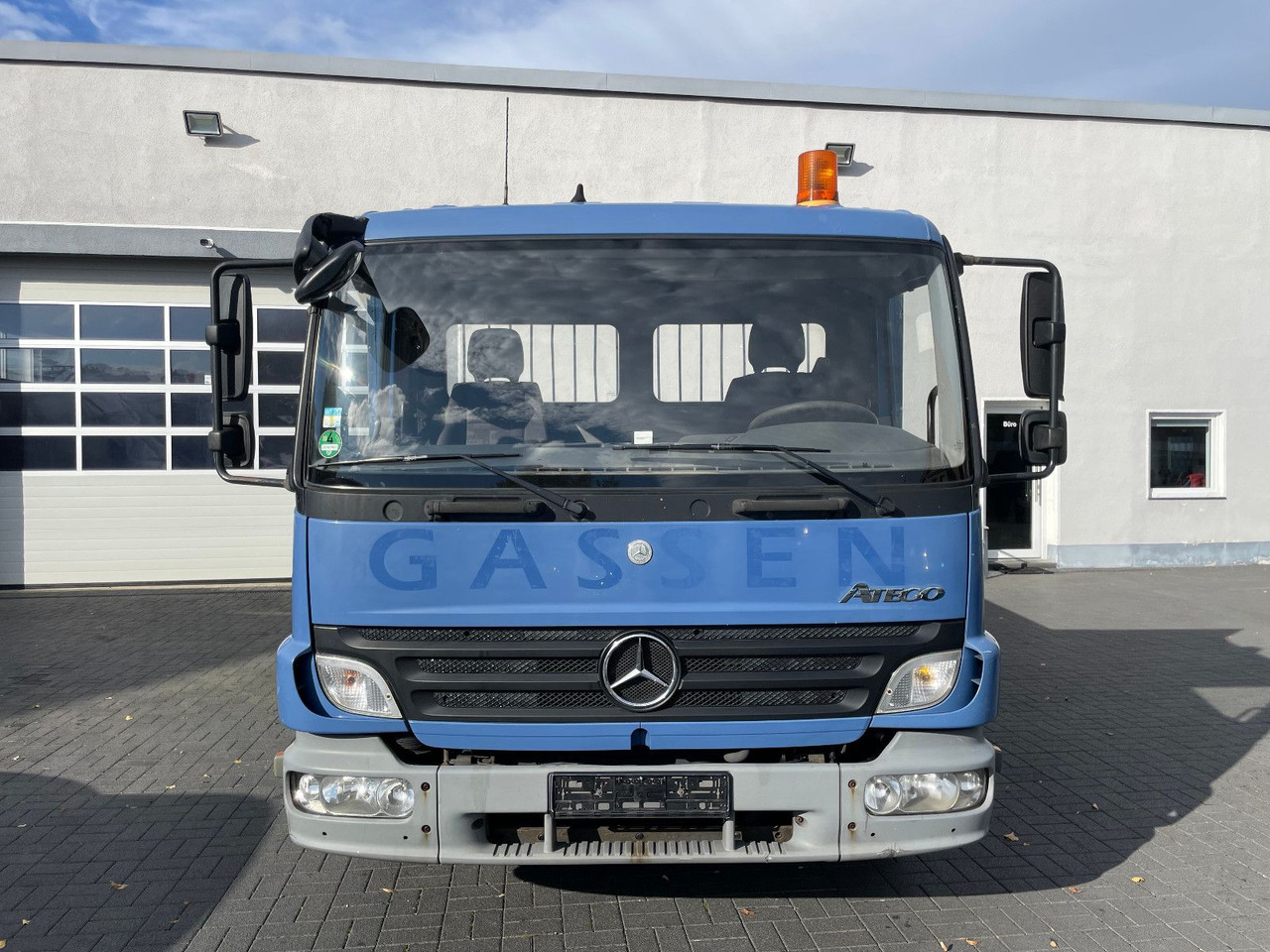 Mercedes-Benz Atego 818 Pritsche Euro 5 - Flatbed van: picture 5 Mercedes-Benz Atego 818 Pritsche Euro 5 - Flatbed van: picture 5