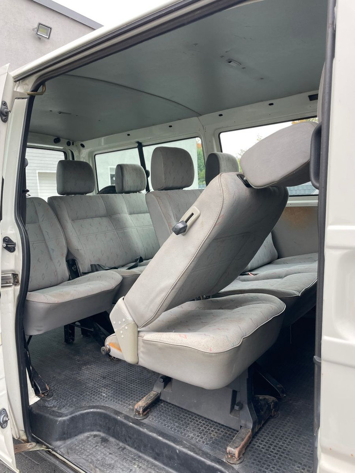 Passenger van Volkswagen T4 Caravelle 2,5 TDI 75kW syncro lang, 9-Sitzer: picture 16