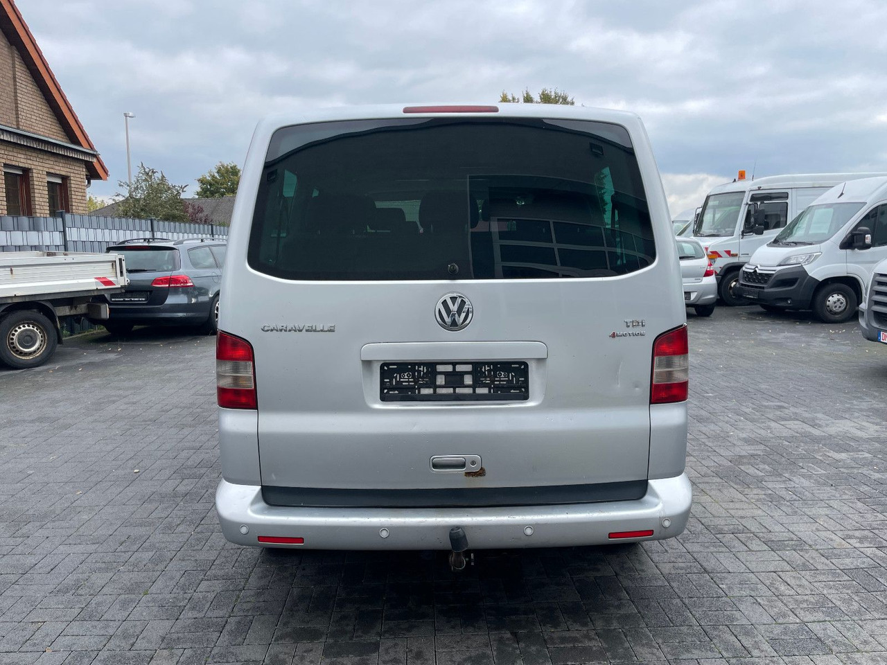 Passenger van Volkswagen T5 2.5 TDi Caravelle 4Motion 8-Sitzer: picture 7 Passenger van Volkswagen T5 2.5 TDi Caravelle 4Motion 8-Sitzer: picture 7