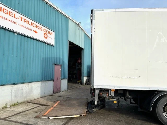 Isothermal truck DAF CF 65.250 COOLING TRUCK WITH CARRIER D/E COOLER (EURO 5 / AS-TRONIC / 2.500 KG. LOADING PLATFORM): picture 12