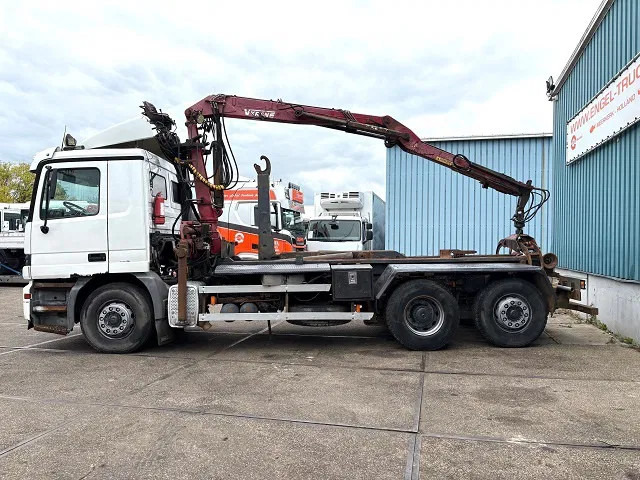 Mercedes-Benz Actros 2540 L 6x2 MP1 WITH V-CRANE & HOOK-ARM SYSTEM (EPS WITH CLUTCH (3 PEDALS) / REDUCTION AXLE / STEEL-/AIR SUSPENSION / P.T. on lease Mercedes-Benz Actros 2540 L 6x2 MP1 WITH V-CRANE & HOOK-ARM SYSTEM (EPS WITH CLUTCH (3 PEDALS) / REDUCTION AXLE / STEEL-/AIR SUSPENSION / P.T.: picture 6