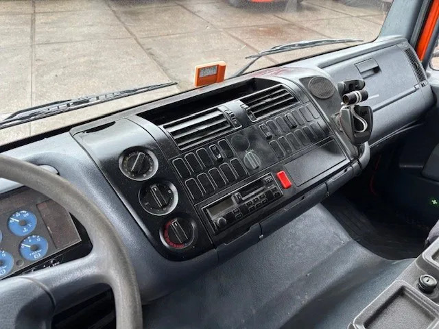Cab chassis truck Mercedes-Benz Atego 823L DAY CAB (6-CILINDER) 4x2 CHASSIS (MANUAL GEARBOX / SPER DIFFERENTIAL / 6-CILINDER ENGINE): picture 10