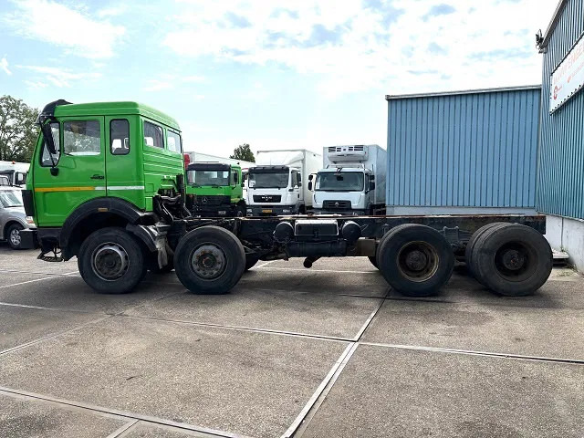 Mercedes-Benz SK 3335K 8x4 FULL STEEL CHASSIS (ZF16 MANUAL GEARBOX / RETARDER / FULL STEEL SUSPENSION / REDUCTION AXLES) - Cab chassis truck: picture 5 Mercedes-Benz SK 3335K 8x4 FULL STEEL CHASSIS (ZF16 MANUAL GEARBOX / RETARDER / FULL STEEL SUSPENSION / REDUCTION AXLES) - Cab chassis truck: picture 5