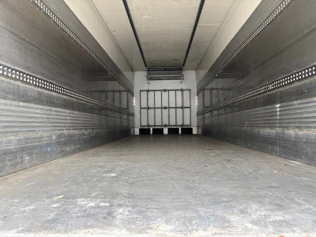 Refrigerator truck Renault D 19 D320 SLEEPERCAB 4x2 LAMBERET / THERMOKING (EURO 6 / RETARDER / AUTOMATIC GEARBOX / AIRCONDITIONING): picture 7