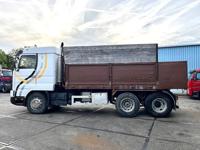 Scania R143-450 V8 STREAMLINE 6x2 FULL STEEL KIPPER (MANUAL GEARBOX / FULL STEEL SUSPENSION / 10 TIRES / ROBSON DRIVE / MECHANICAL PUMP - Tipper: picture 5 Scania R143-450 V8 STREAMLINE 6x2 FULL STEEL KIPPER (MANUAL GEARBOX / FULL STEEL SUSPENSION / 10 TIRES / ROBSON DRIVE / MECHANICAL PUMP - Tipper: picture 5