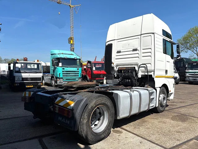 MAN TGA 18.410 FLS XXL (6-CILINDER HEADS / ZF16 MANUAL GEARBOX / ZF-INTARDER / HYDRAULIC KIT / P.T.O. / AIRCONDITIONING) - Tractor unit: picture 3 MAN TGA 18.410 FLS XXL (6-CILINDER HEADS / ZF16 MANUAL GEARBOX / ZF-INTARDER / HYDRAULIC KIT / P.T.O. / AIRCONDITIONING) - Tractor unit: picture 3