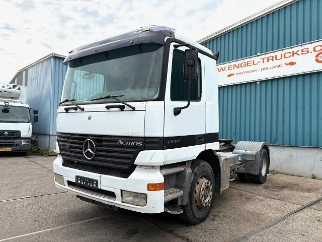 Mercedes-Benz Actros 1848 LS (MP1) 4x2 TRACTOR (EPS WITH CLUTCH / RUDUCTION AXLE / HYDRAULIC KIT / AIRCONDITIONING / ETC) - Tractor unit: picture 1 Mercedes-Benz Actros 1848 LS (MP1) 4x2 TRACTOR (EPS WITH CLUTCH / RUDUCTION AXLE / HYDRAULIC KIT / AIRCONDITIONING / ETC) - Tractor unit: picture 1