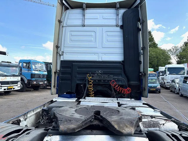 Tractor unit Mercedes-Benz Actros 1857 LS (MP1) MEGASPACE (EPS WITH CLUTCH (3-PEDALS) / RETARDER / REDUCTION AXLE / AIRCONDITIONING): picture 11