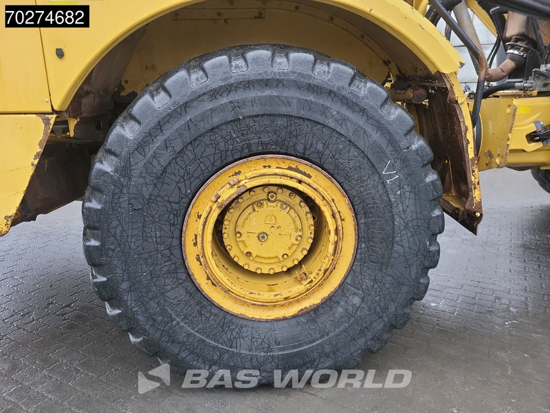 Articulated dumper Caterpillar 740 B: picture 20