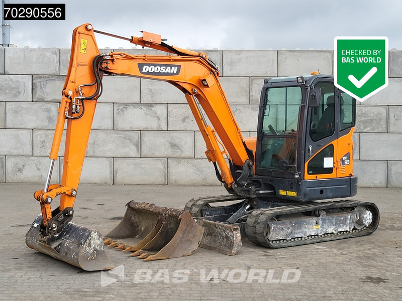 Doosan DX63-3 3 BUCKETS - A/C - Mini excavator: picture 1 Doosan DX63-3 3 BUCKETS - A/C - Mini excavator: picture 1