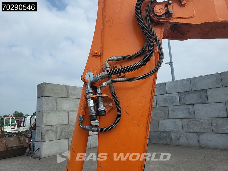 Mini excavator Doosan DX63-3: picture 11