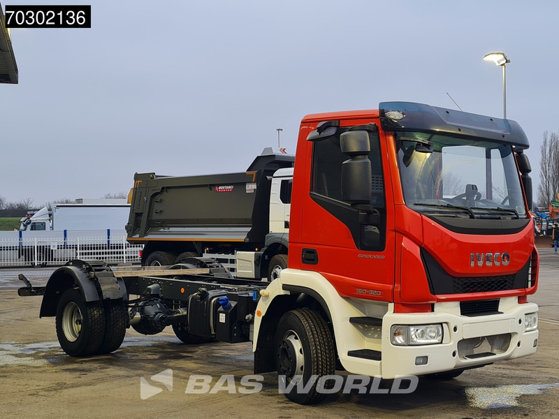 Iveco Eurocargo 160E320 4X2 NEW! 16 tons chassis 2016 production Euro 6 - Cab chassis truck: picture 3 Iveco Eurocargo 160E320 4X2 NEW! 16 tons chassis 2016 production Euro 6 - Cab chassis truck: picture 3