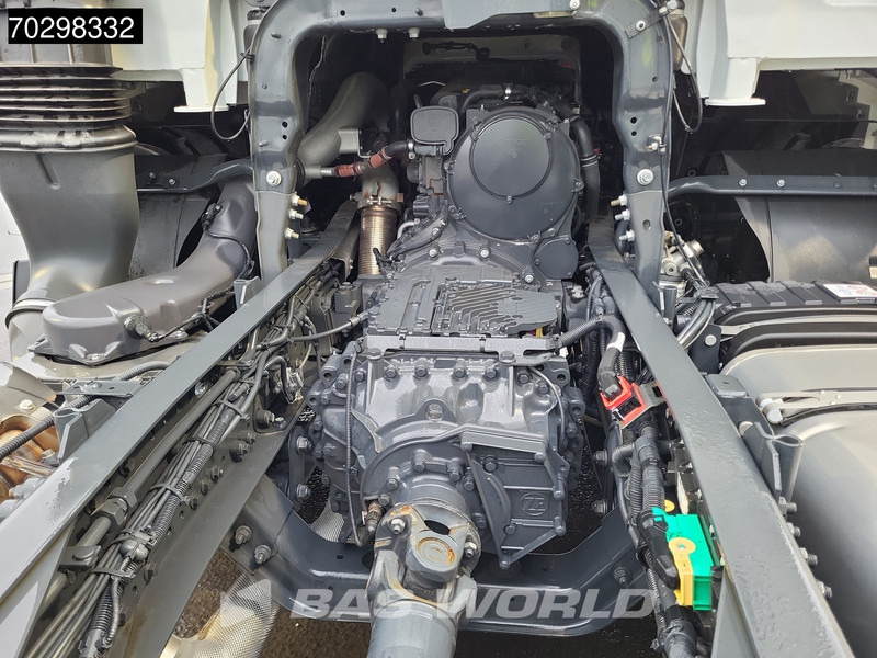 New Cab chassis truck Iveco S-Way 340 4X2 NEW chassis! Automatic Navi ACC LED Euro 6: picture 11