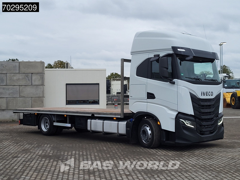 Iveco S-Way 420 4X2 7 meter Open body ACC Navi Automatic Euro 6 - Dropside/ Flatbed truck: picture 3 Iveco S-Way 420 4X2 7 meter Open body ACC Navi Automatic Euro 6 - Dropside/ Flatbed truck: picture 3