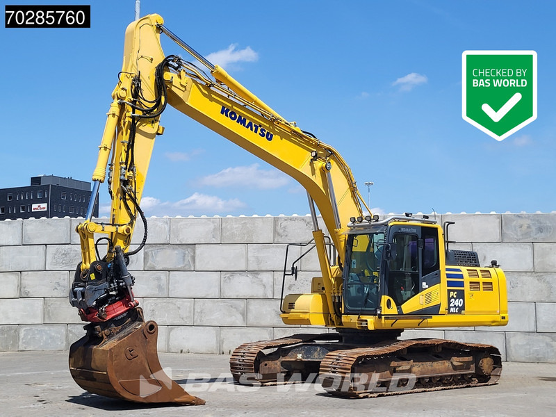 Komatsu PC240 NLC-11 NARROW - ROTOTILT - Crawler excavator: picture 1 Komatsu PC240 NLC-11 NARROW - ROTOTILT - Crawler excavator: picture 1