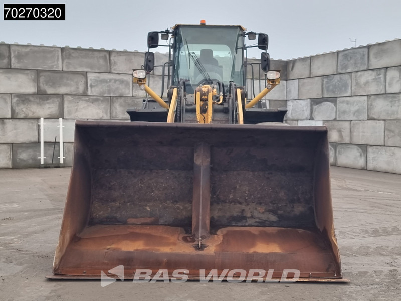 Komatsu WA380-6 - Wheel loader: picture 5 Komatsu WA380-6 - Wheel loader: picture 5