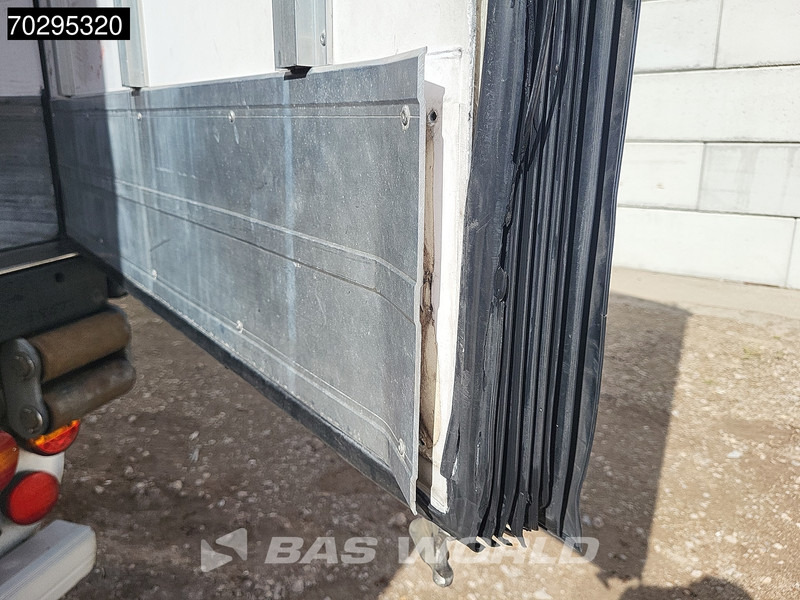 Refrigerator semi-trailer LAMBERET SR2B Doppelstock: picture 14 Refrigerator semi-trailer LAMBERET SR2B Doppelstock: picture 14