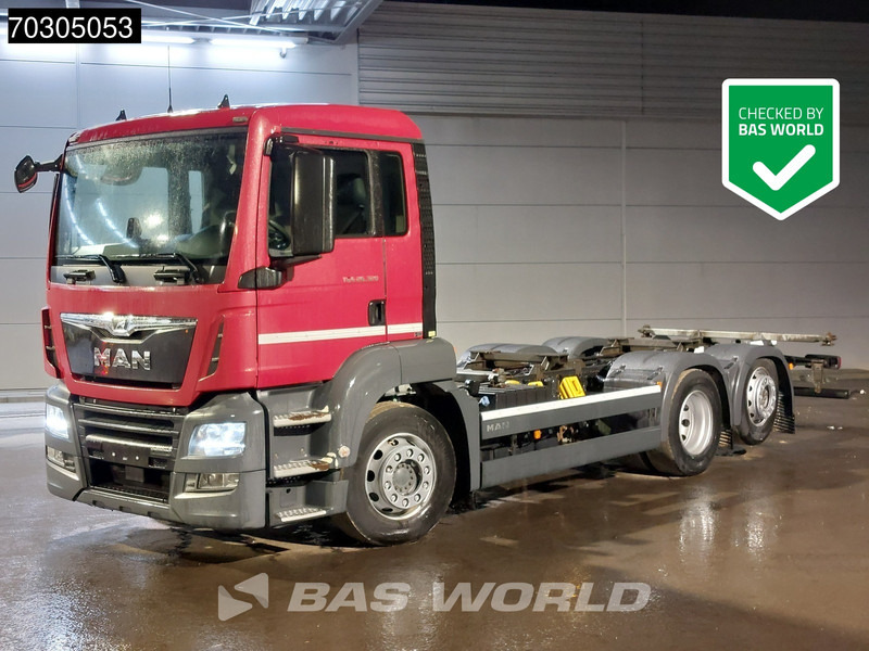 MAN TGS 26.320 TGS 6X2 BDF Lift+Steering Axle Automatic ADR Euro 6 - Container transporter/ Swap body truck: picture 1 MAN TGS 26.320 TGS 6X2 BDF Lift+Steering Axle Automatic ADR Euro 6 - Container transporter/ Swap body truck: picture 1