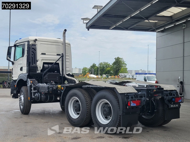 MAN TGS 40.400 6X4 NEW 6x4 chassis PTO Preparation Steelsuspension Big-Axle Automatic Euro 2 - Cab chassis truck: picture 2 MAN TGS 40.400 6X4 NEW 6x4 chassis PTO Preparation Steelsuspension Big-Axle Automatic Euro 2 - Cab chassis truck: picture 2