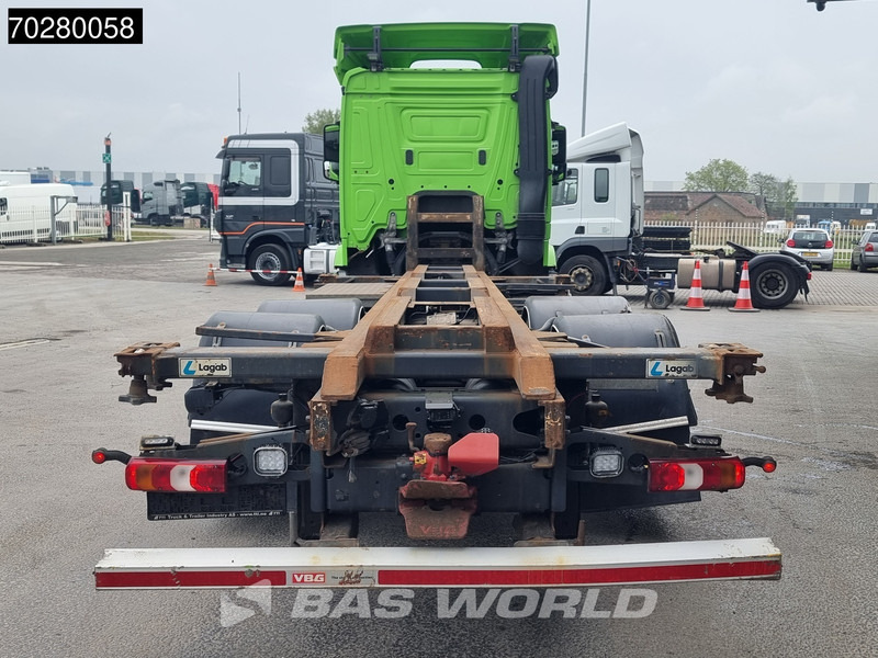 Container transporter/ Swap body truck Mercedes-Benz Actros 2545 6X2 Hydraulic Liftable BDF system Lift+steering axle ADR Euro 6: picture 15