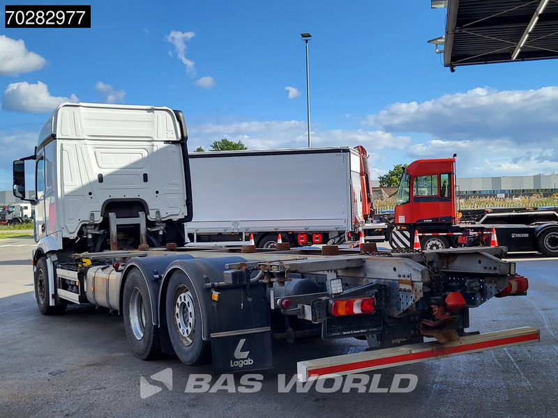 Mercedes-Benz Actros 2548 Actros 6X2 BROKEN ENGINE! Lift-Axle Xenon Automatic Euro 6 - Container transporter/ Swap body truck: picture 3 Mercedes-Benz Actros 2548 Actros 6X2 BROKEN ENGINE! Lift-Axle Xenon Automatic Euro 6 - Container transporter/ Swap body truck: picture 3