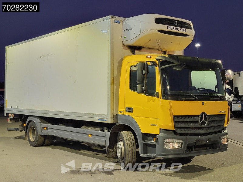 Mercedes-Benz Atego 1324 Atego 4X2 Thermo-King T-1200R 1500kg Ladebordwand Automatic Euro 6 - Refrigerator truck: picture 3 Mercedes-Benz Atego 1324 Atego 4X2 Thermo-King T-1200R 1500kg Ladebordwand Automatic Euro 6 - Refrigerator truck: picture 3