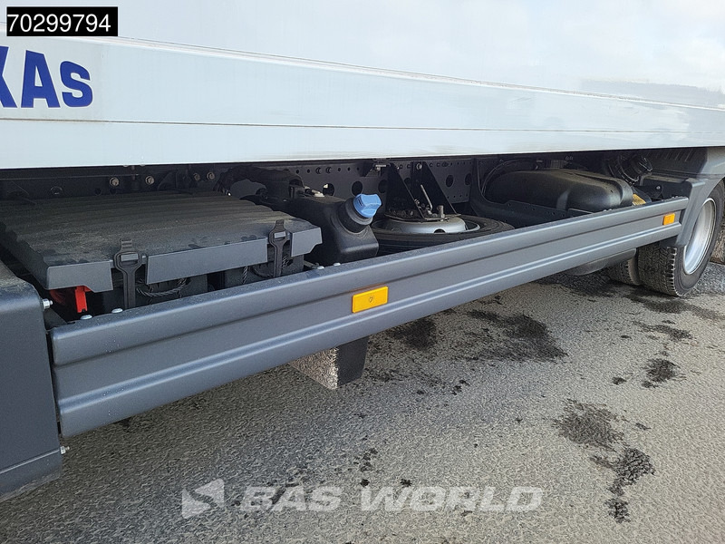 Box truck Mercedes-Benz Atego 818 4X2 8tonner Automatic Ladebordwand Airco Euro 6: picture 7