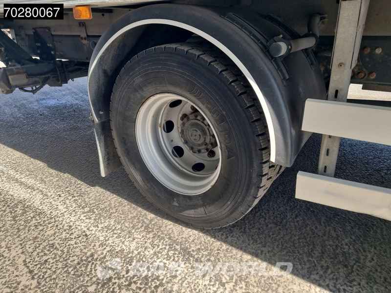 Box truck Renault D 250 4X2 16tonner Ladebordwand ACC Automatic Euro 6: picture 17