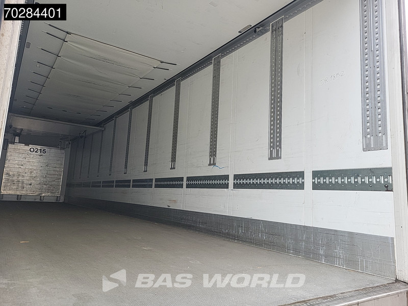 Refrigerator semi-trailer Schmitz Cargobull SCB*S3B 3 axles Doppelstock Doppelverdampfer Blumenbreit Palettenkasten: picture 11 Refrigerator semi-trailer Schmitz Cargobull SCB*S3B 3 axles Doppelstock Doppelverdampfer Blumenbreit Palettenkasten: picture 11