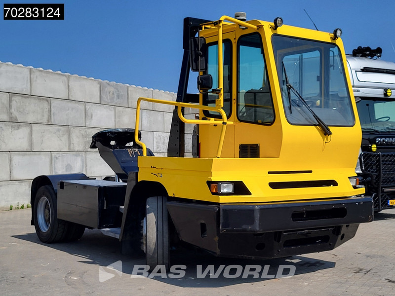 Terberg TY222 YT222 4X2 NL-Truck Hydrauliek Euro 5 - Terminal tractor: picture 3 Terberg TY222 YT222 4X2 NL-Truck Hydrauliek Euro 5 - Terminal tractor: picture 3