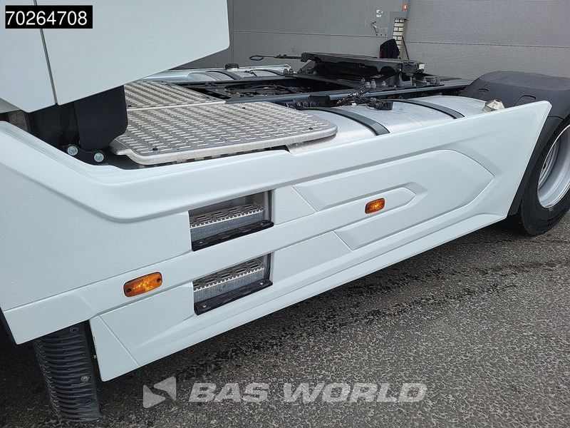 Tractor unit DAF XF 480 4X2 2xTanks LED ACC Euro 6: picture 13