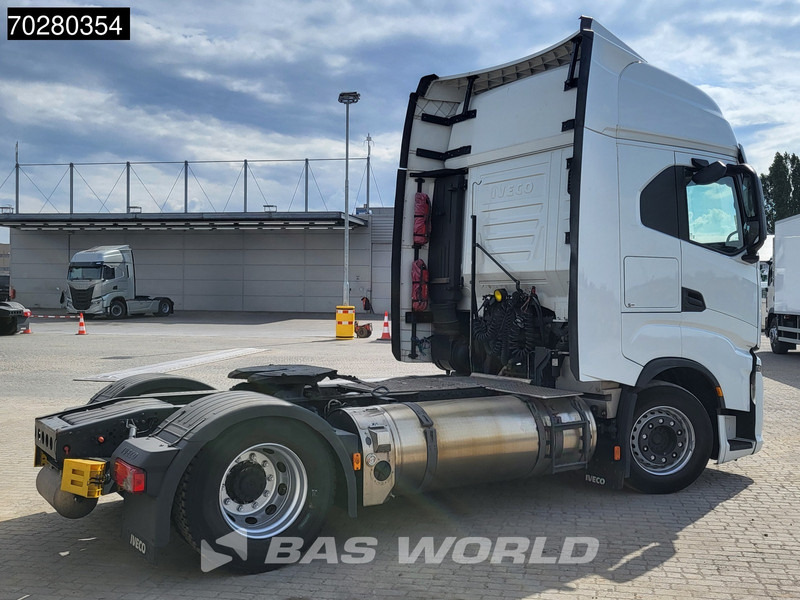 Iveco S-Way 460 4X2 LNG Retarder 2x Tanks Standklima - Tractor unit: picture 5 Iveco S-Way 460 4X2 LNG Retarder 2x Tanks Standklima - Tractor unit: picture 5