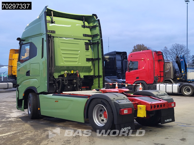 Iveco S-Way 580 4X2 NEW! LED Standklima ACC Navi Euro 6 - Tractor unit: picture 2 Iveco S-Way 580 4X2 NEW! LED Standklima ACC Navi Euro 6 - Tractor unit: picture 2
