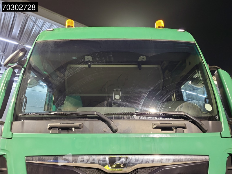 MAN TGX 18.500 4X2 Mega XXL Retarder 2xTanks ACC Euro 6 on lease MAN TGX 18.500 4X2 Mega XXL Retarder 2xTanks ACC Euro 6: picture 15