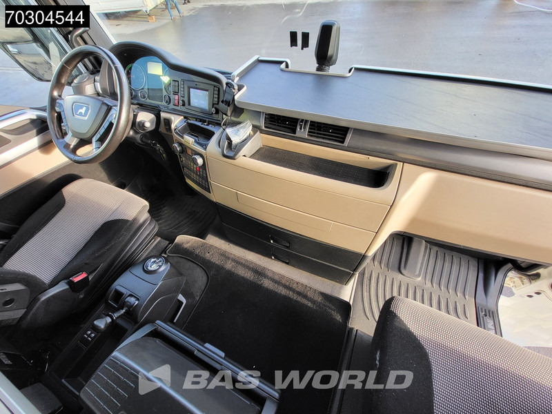 Tractor unit MAN TGX 18.500 4X2 XLX Retarder 2xTanks: picture 18 Tractor unit MAN TGX 18.500 4X2 XLX Retarder 2xTanks: picture 18